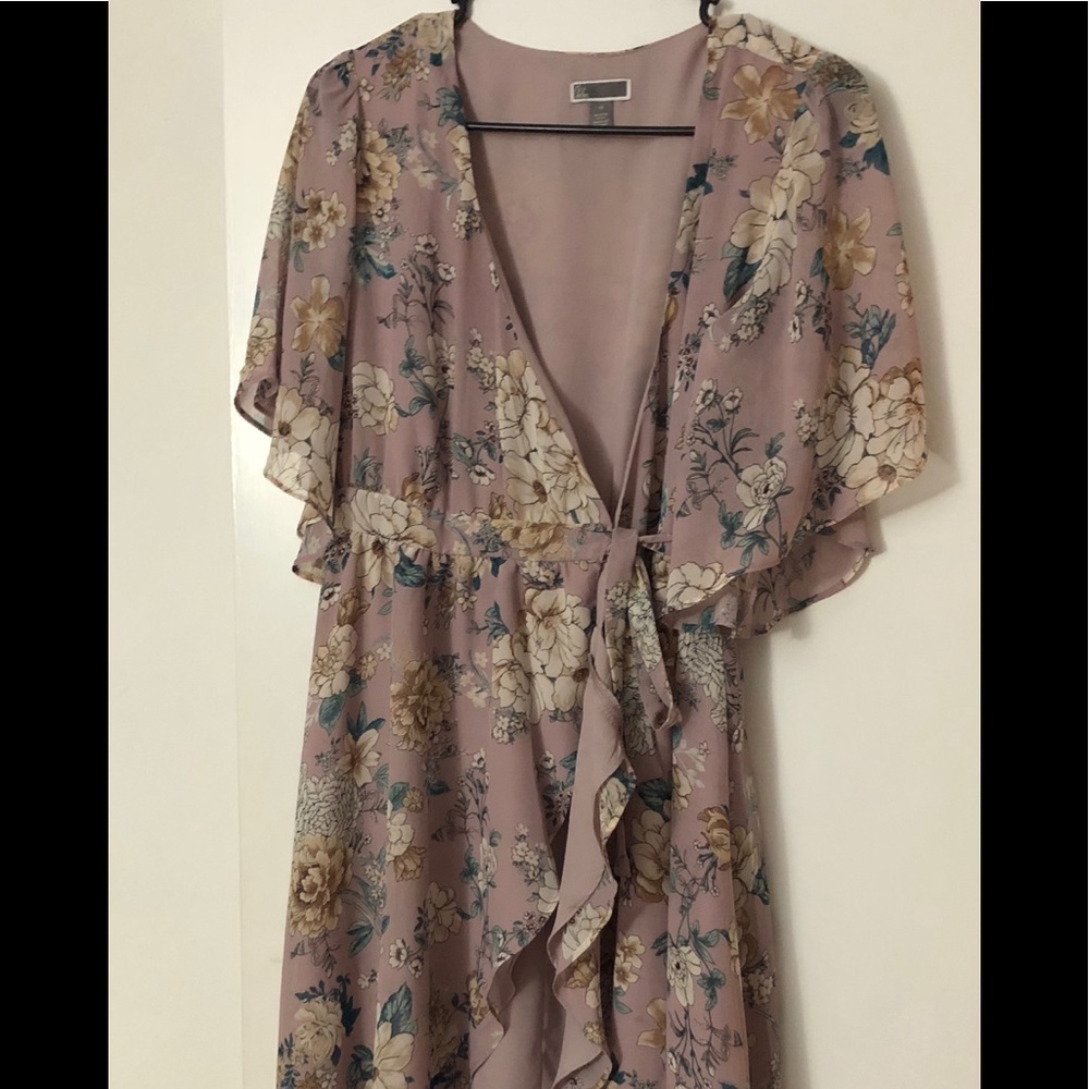 Chelsea28 Flutter Sleeve Wrap Dress Sz. XS